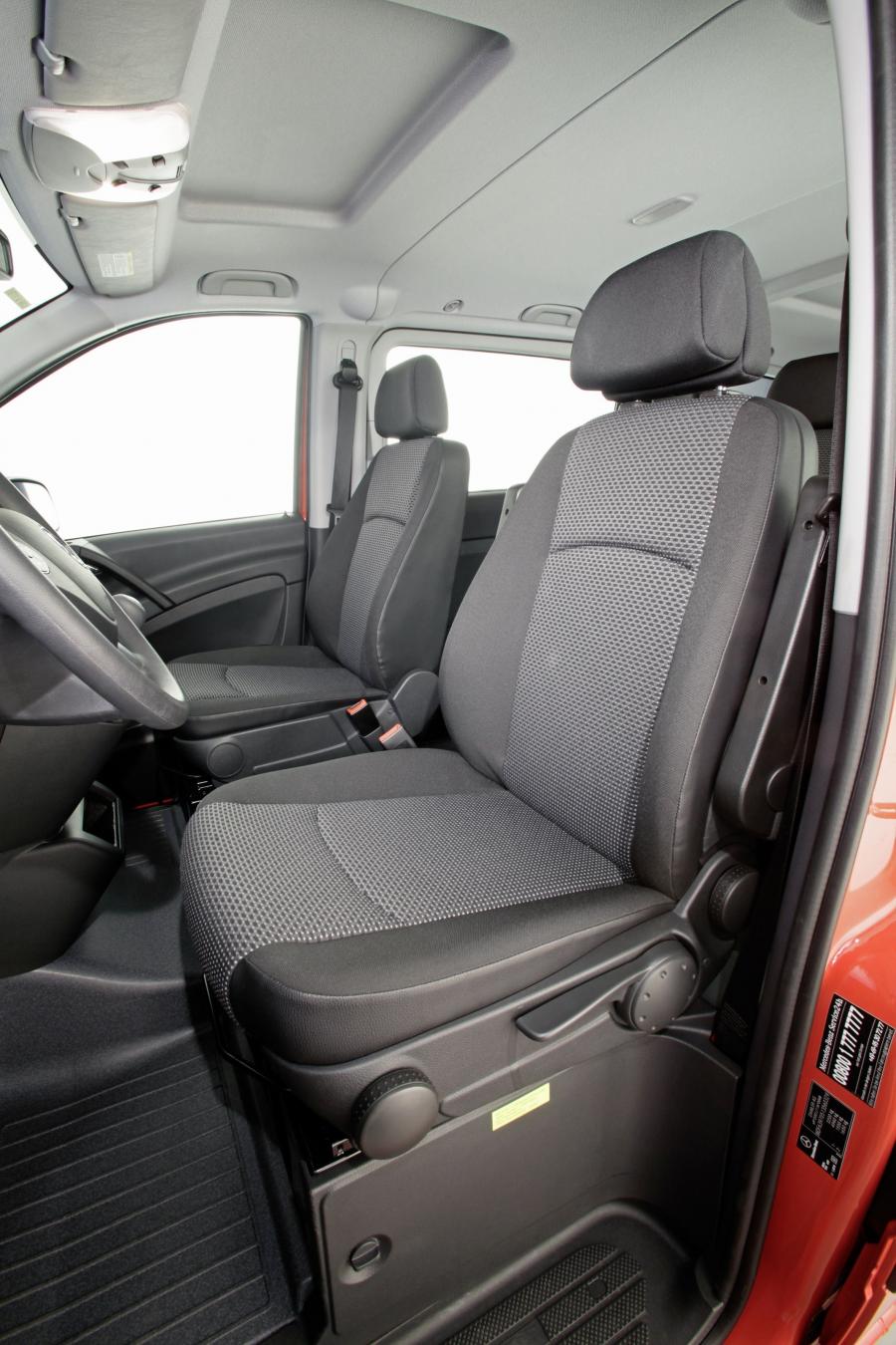  Mercedes-Benz Vito 2011 года  (фото 12 из 78)